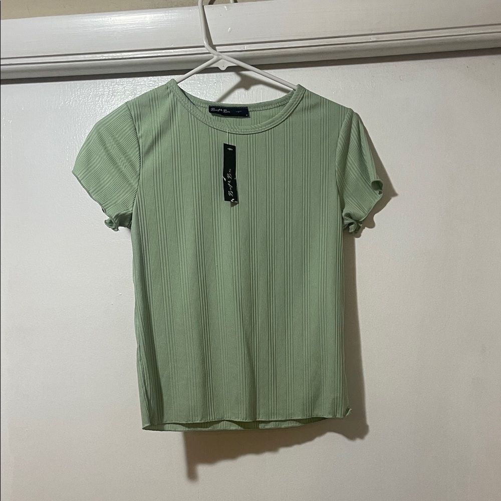 Brit +bri Green Ribbed Short Sleeve Top NWT size medium